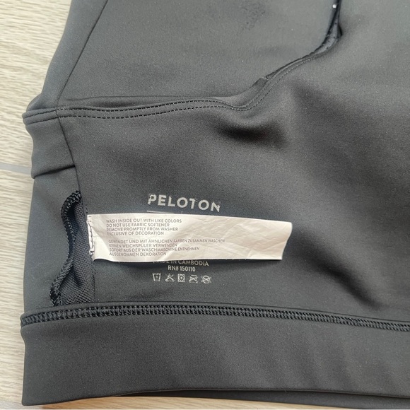 Peloton Black Racer Back Sports Bra w/Back Pocket Pouch Women’s Size Large - Picture 10 of 13